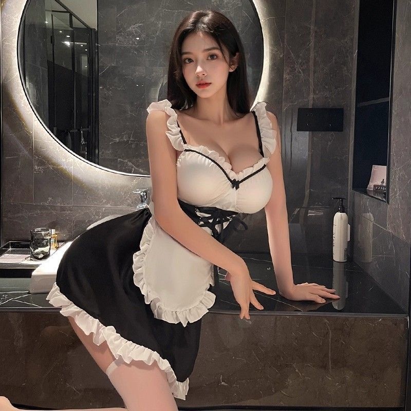 Plus Size Backless Lace Lingerie – Tight Fit Seductive Babydoll Nightwear for Women 1873 — Image 3
